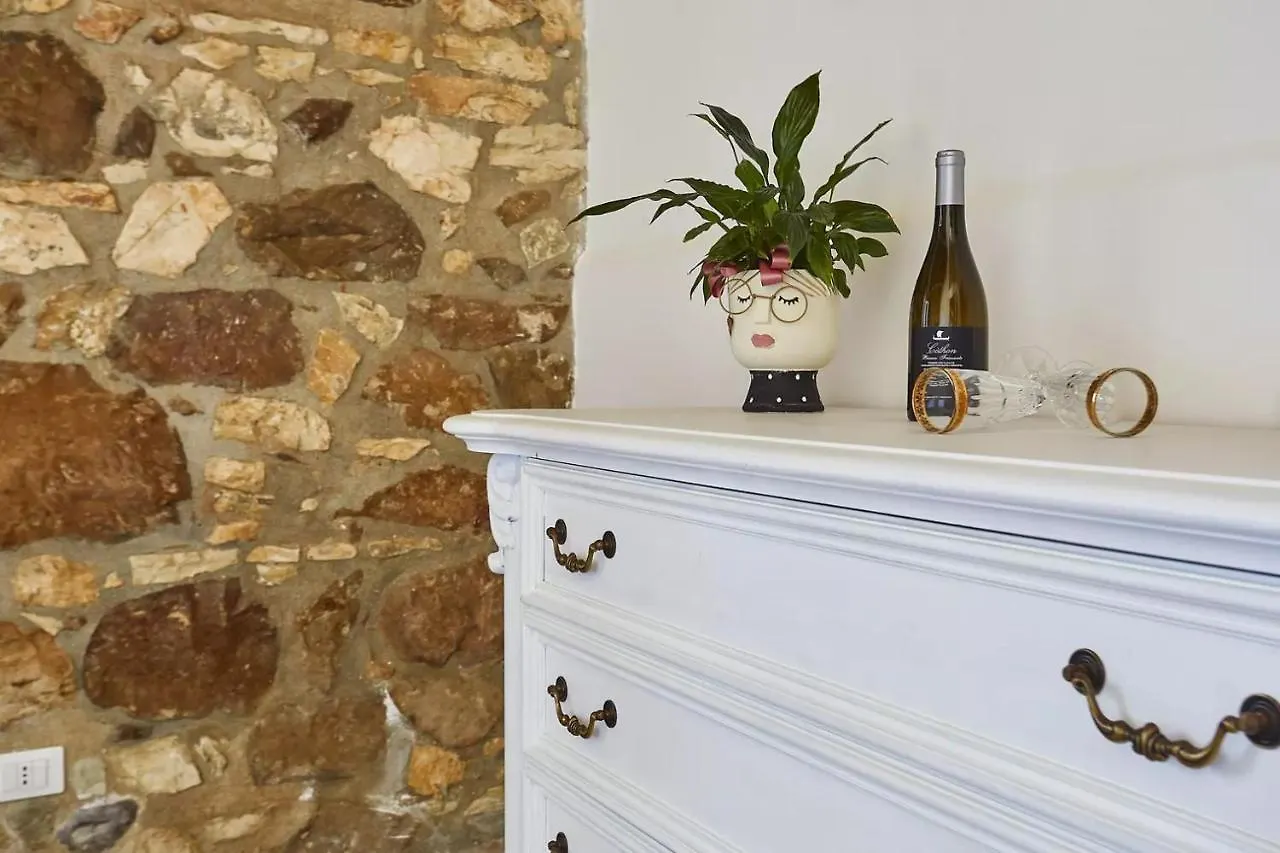 Casale Sammartano Apartments Ummari イタリア
