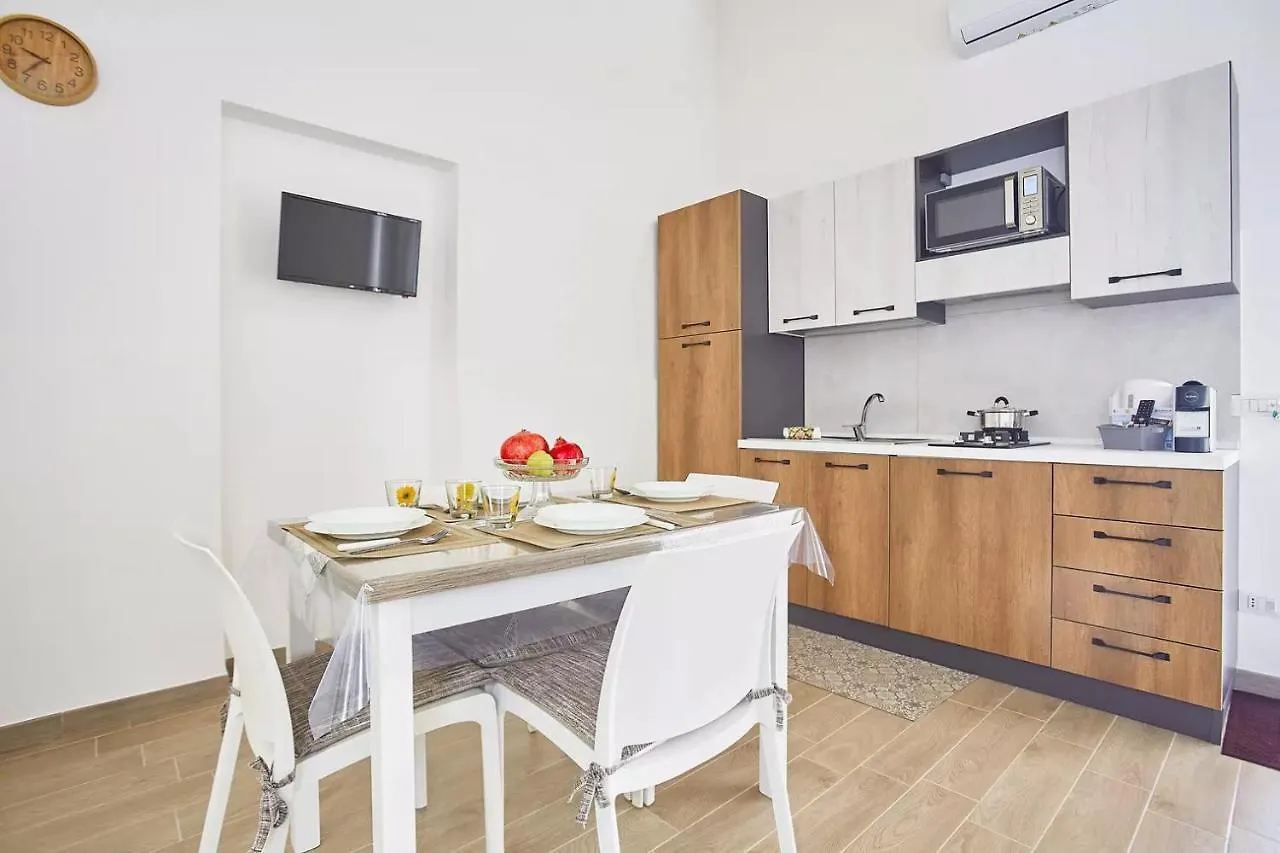 Casale Sammartano Apartments Ummari 0*,