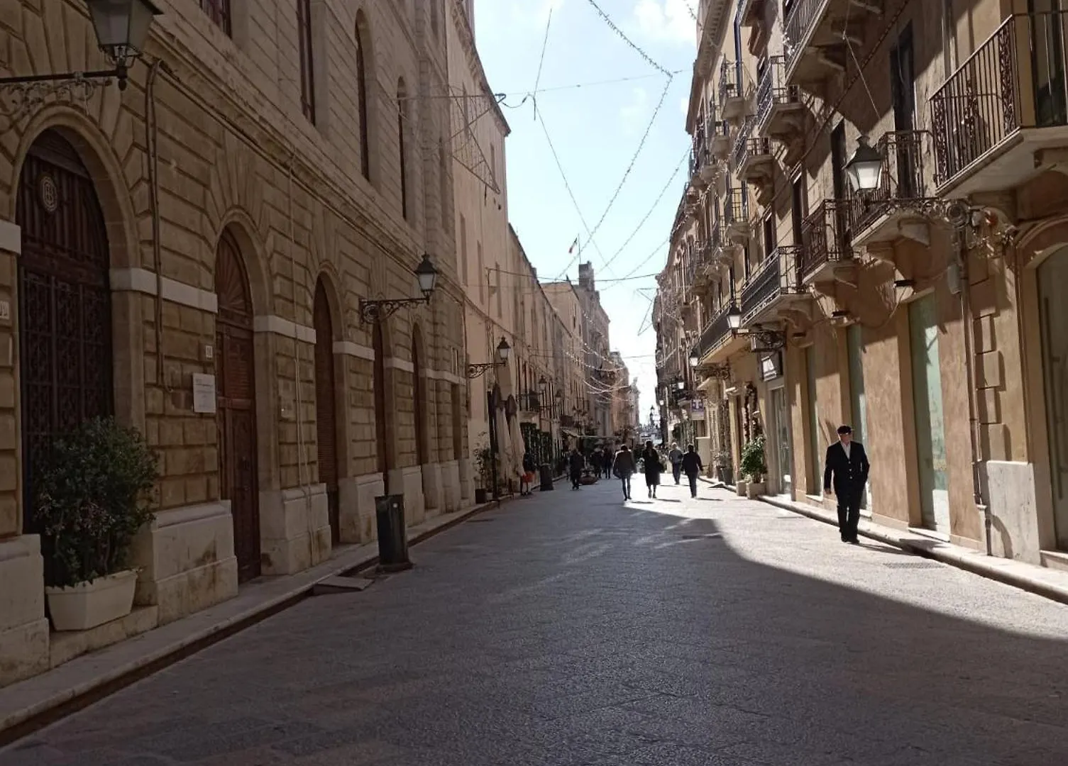 Casale Sammartano Apartments Ummari